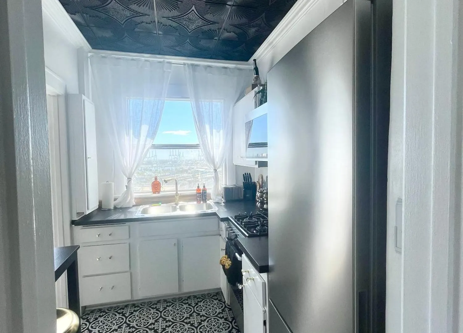 Your Penthouse Ocean View With City Lights And Queen Mary Too Long Beach Apartment